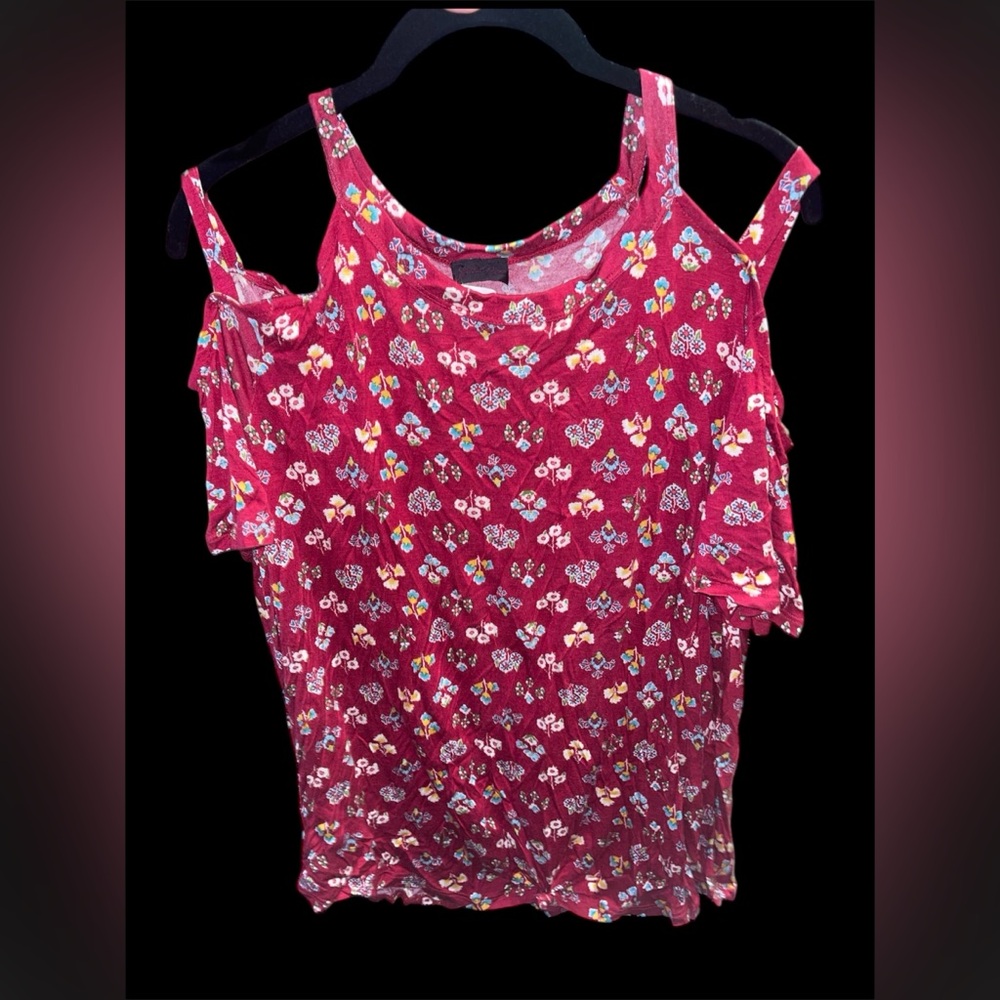 Floral Woman’s Tee